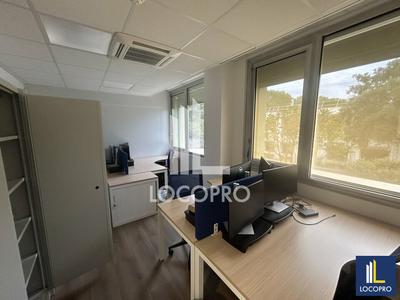 Local d'activité / Entrepôt - 633 m²