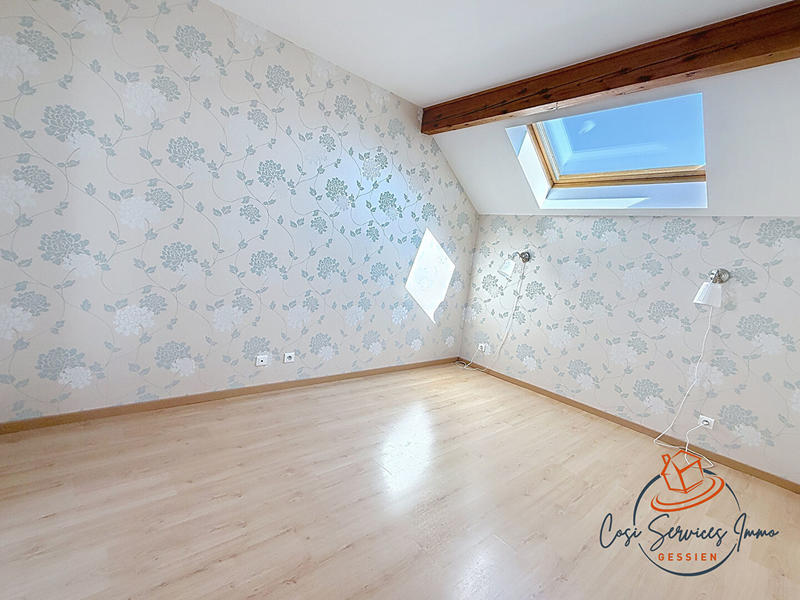 Villa - 200 m² - 7 pièces