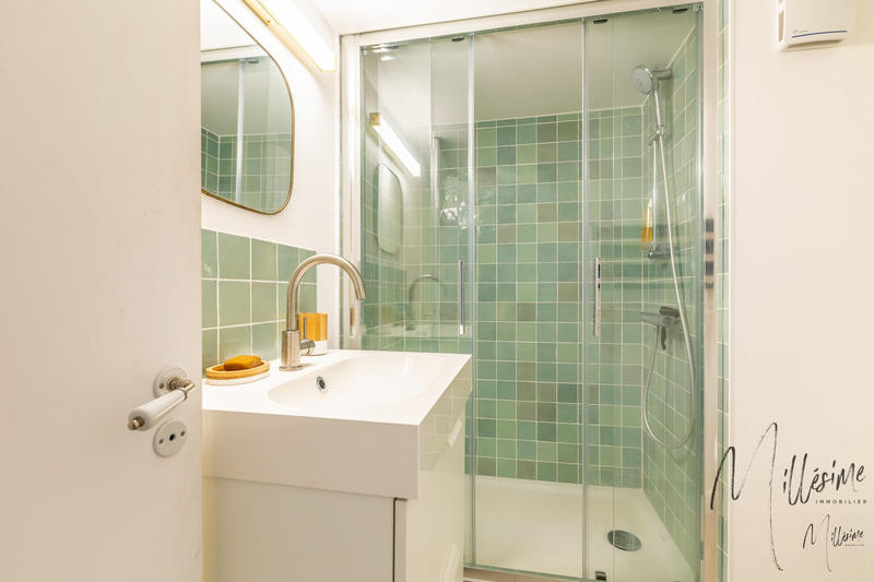 Appartement - 84 m² - 4 pièces