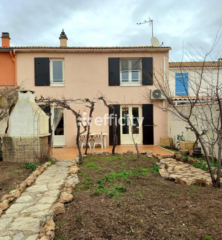 Maison - 93 m² - 5 pièces