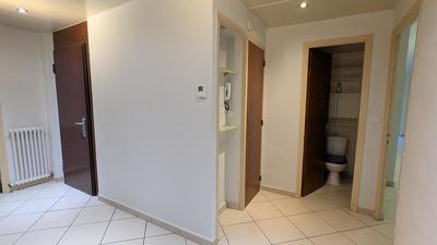Appartement - 89 m² - 3 pièces