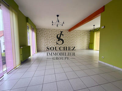 Maison - 143 m² - 8 pièces