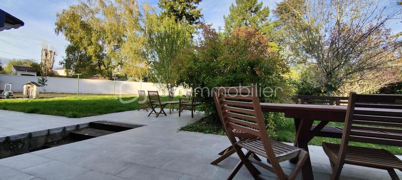 Pavillon - 189 m² - 6 pièces