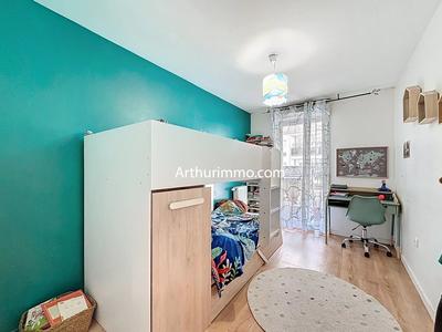 Appartement - 83 m² - 4 pièces