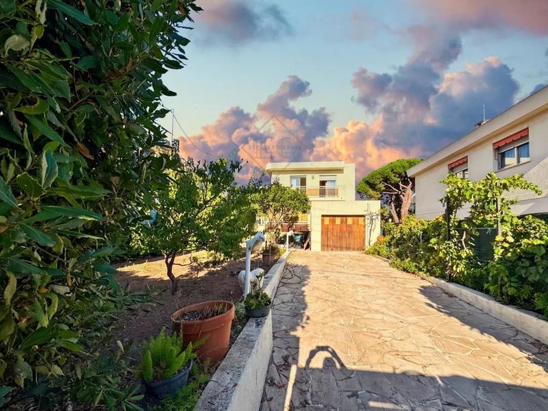 Maison de ville - 112 m² - 7 pièces