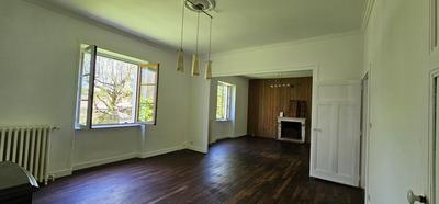 Maison - 121 m² - 5 pièces