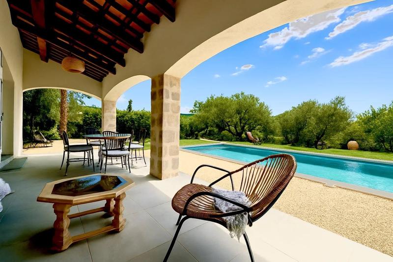 Maison - 190 m² - 8 pièces