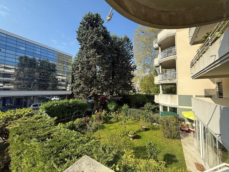 Appartement - 84 m² - 3 pièces