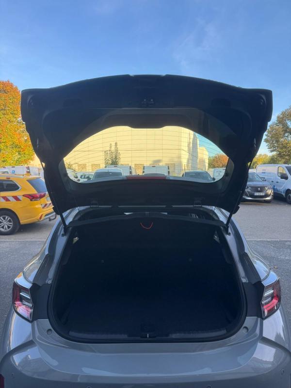 Toyota Corolla XII Hybride 180h 7cv Dynamic Business