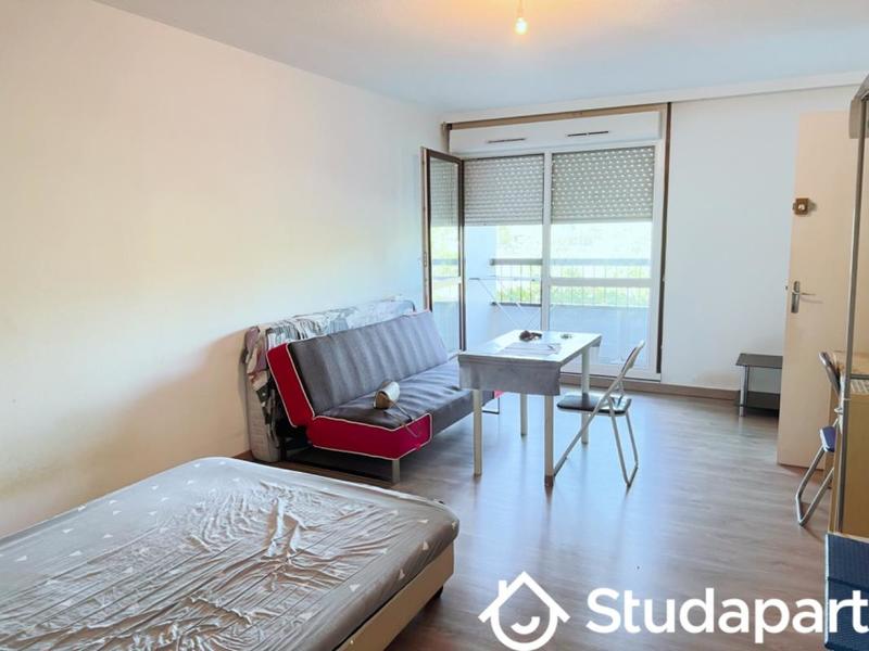 Chambre - 15 m² - 1 pièce