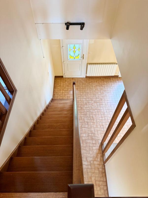 Maison - 95 m² - 5 pièces