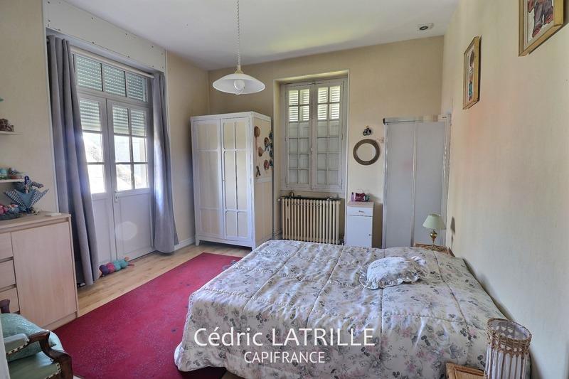 Maison - 200 m² - 8 pièces