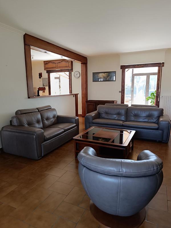 Maison - 283 m² - 13 pièces