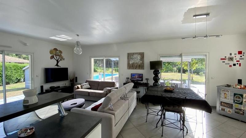 Maison - 112 m² - 5 pièces