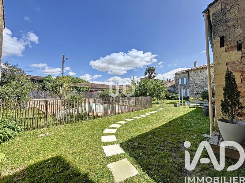 Maison - 320 m² - 10 pièces