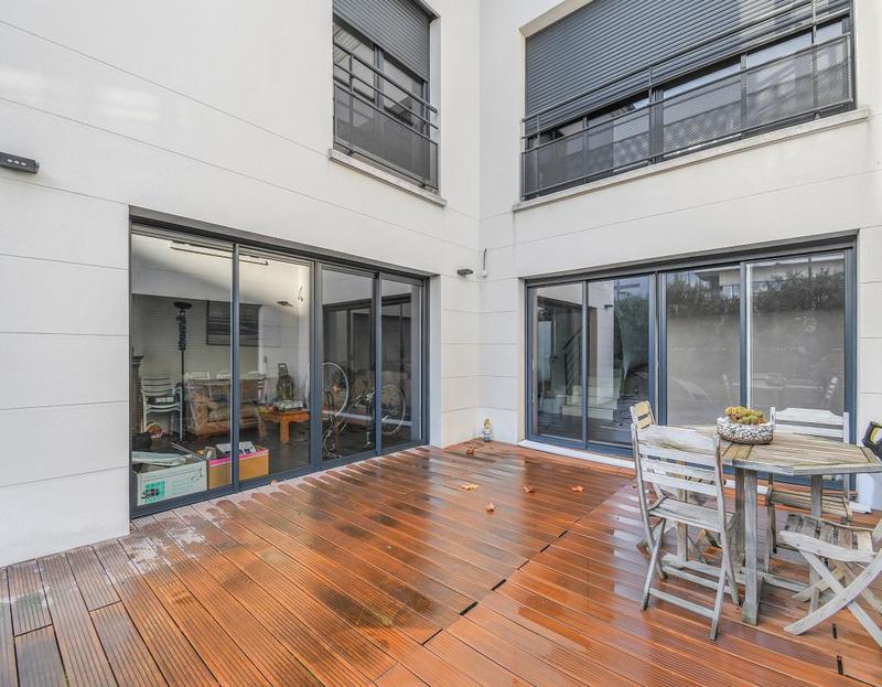 Maison - 264 m² - 7 pièces