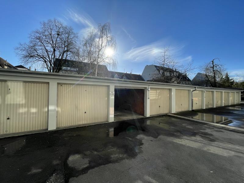 Parking / Garage - 12 m²