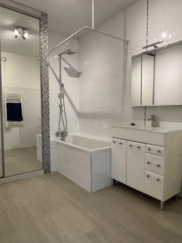 Appartement - 69 m² - 2 pièces