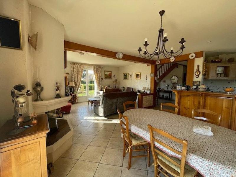 Maison - 185 m² - 7 pièces