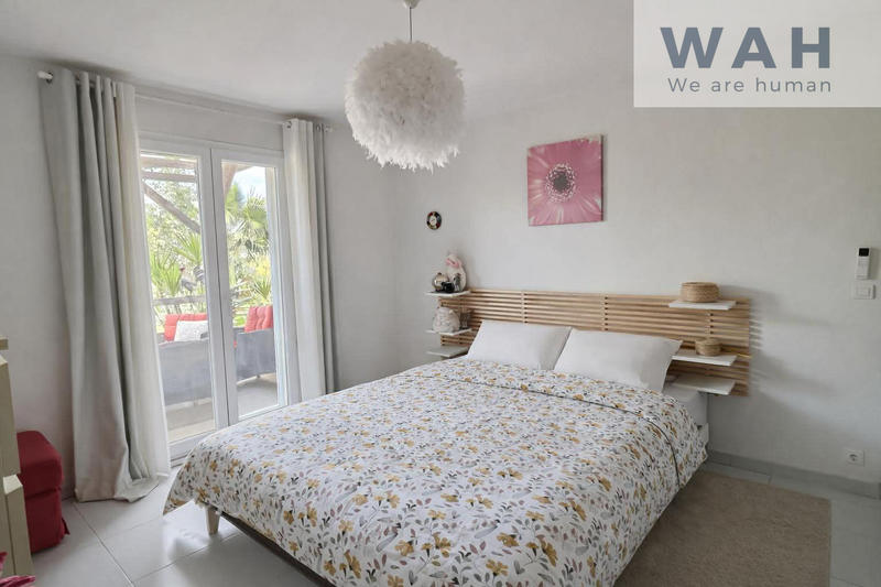 Maison - 111 m² - 4 pièces