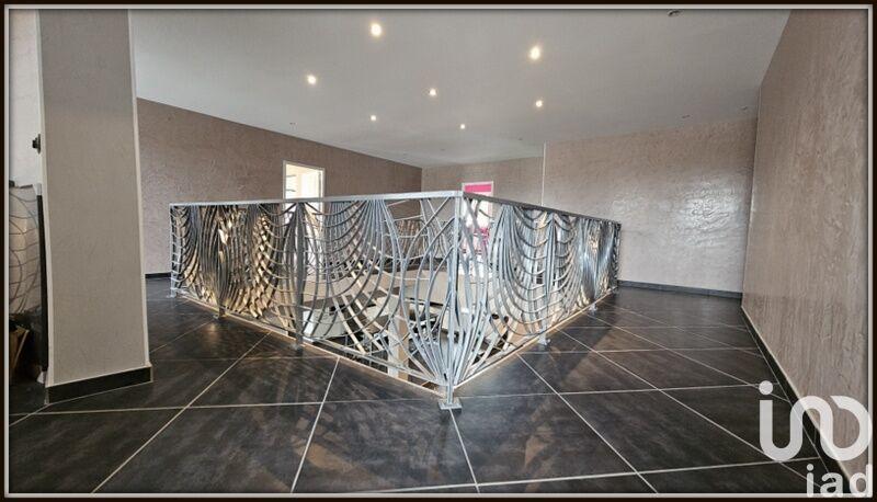 Maison de maîtres - 462 m² - 9 pièces