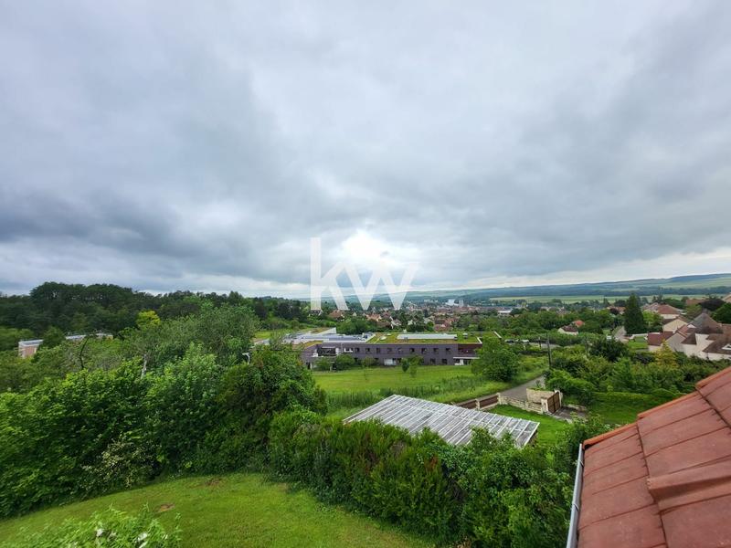 Maison - 165 m² - 6 pièces