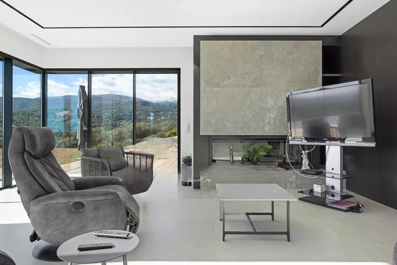 Villa - 440 m² - 8 pièces