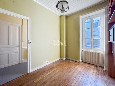 Maison ancienne - 142 m² - 7 pièces