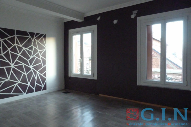 Maison - 123 m² - 5 pièces