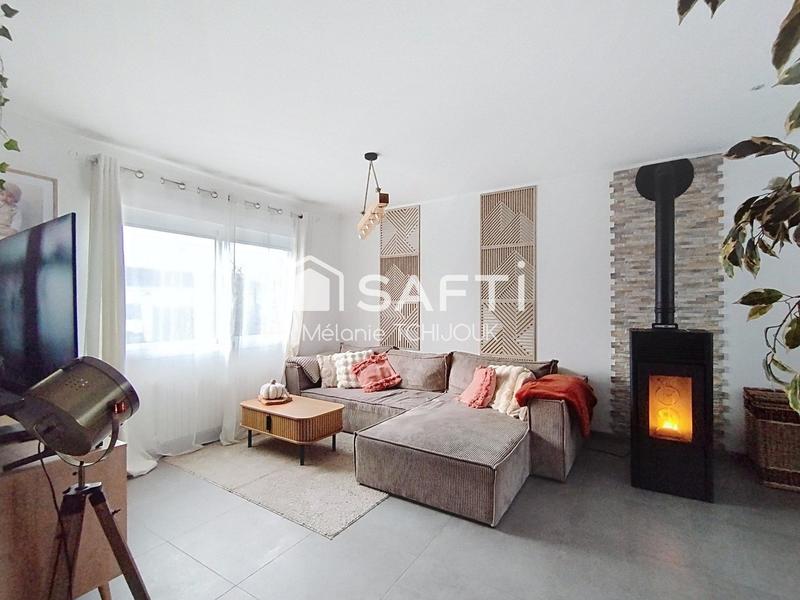 Maison - 90 m² - 4 pièces