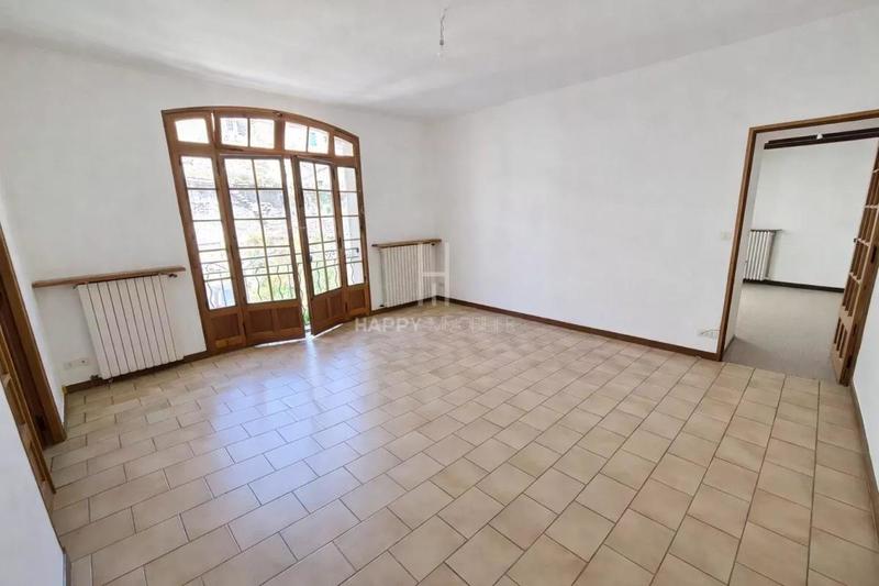 Maison de ville - 118 m² - 9 pièces