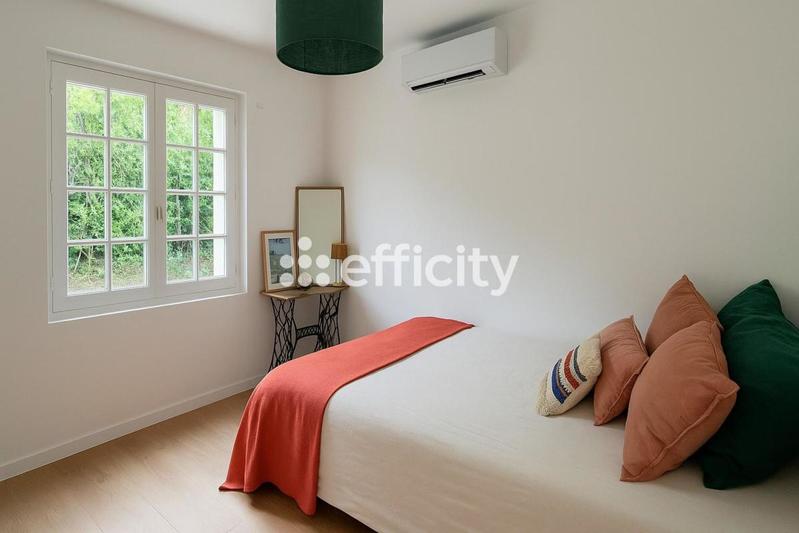 Maison - 160 m² - 6 pièces