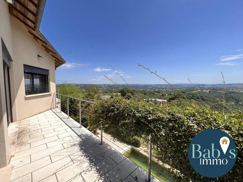 Maison contemporaine - 225 m² - 7 pièces