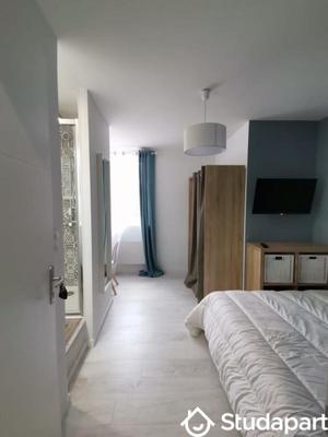 Chambre - 12 m² - 1 pièce