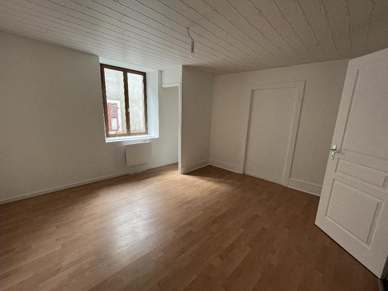 Appartement - 80 m² - 3 pièces