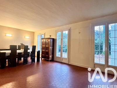 Maison - 138 m² - 5 pièces