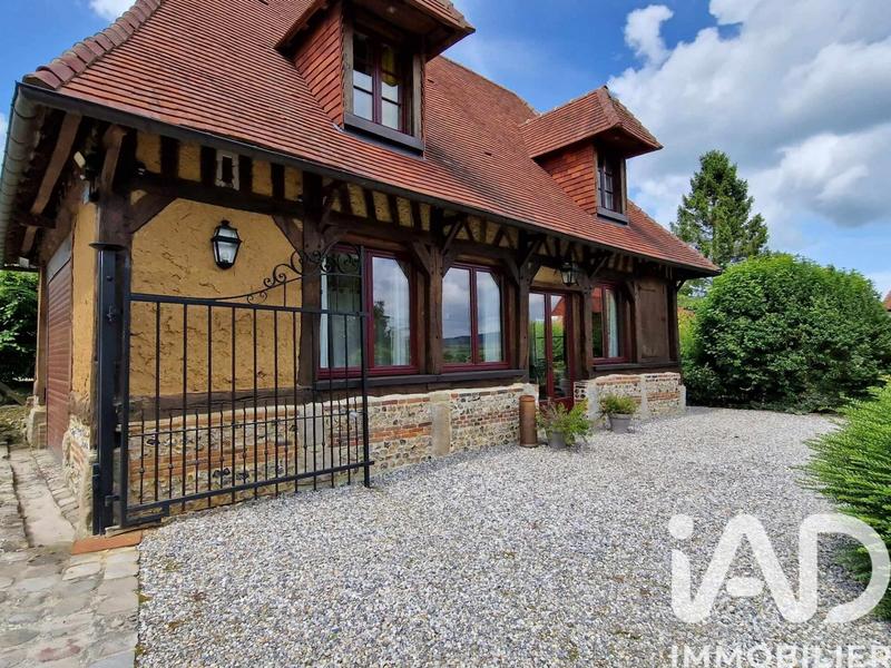 Maison - 230 m² - 5 pièces