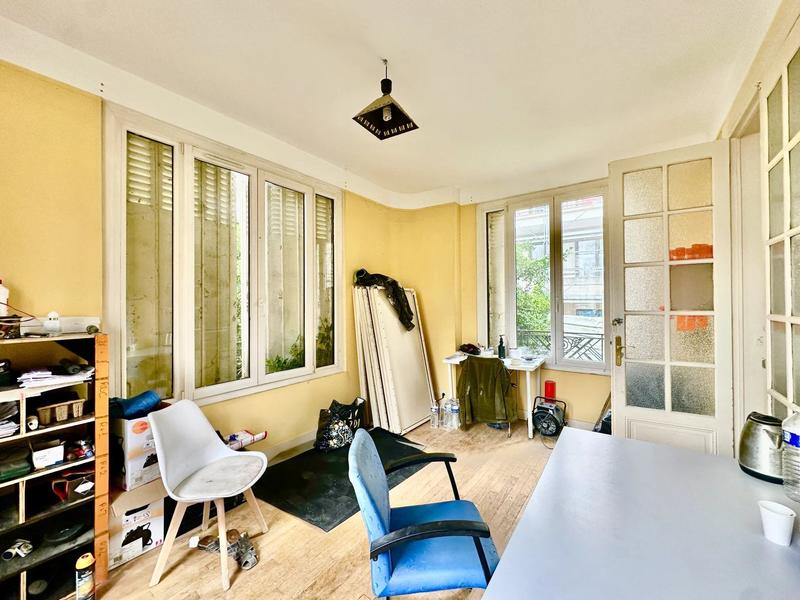 Maison - 201 m² - 6 pièces