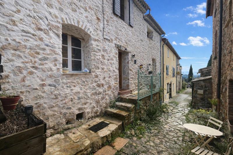 Maison - 102 m² - 5 pièces