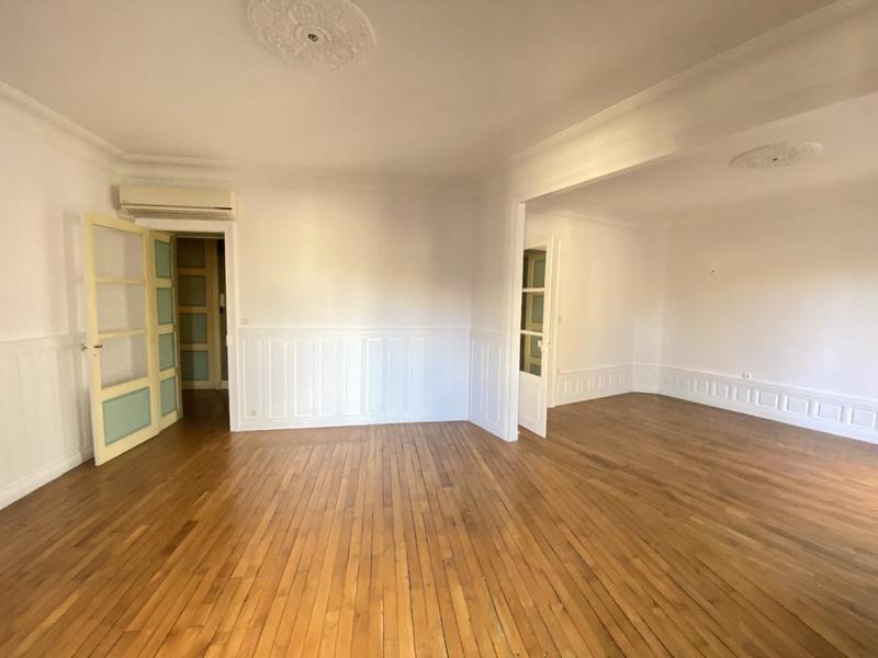 Appartement bourgeois - 109 m² - 4 pièces