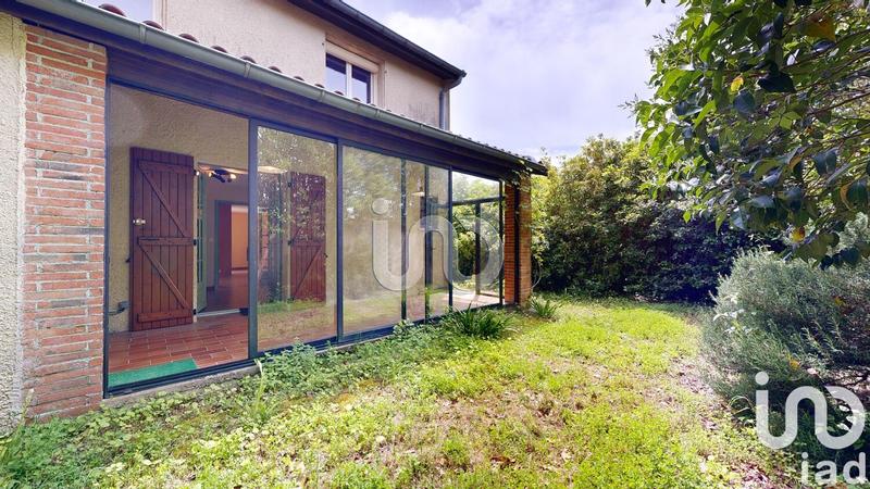 Maison - 233 m² - 7 pièces