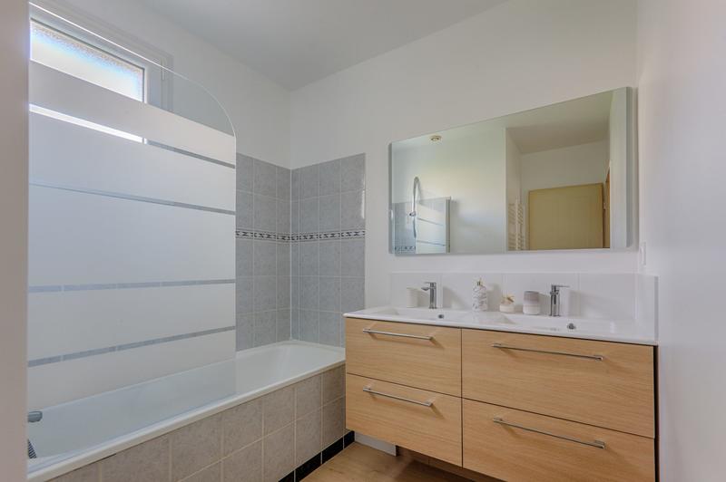 Maison - 114 m² - 6 pièces