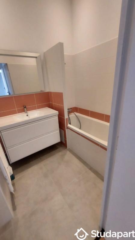 Chambre - 9 m² - 1 pièce