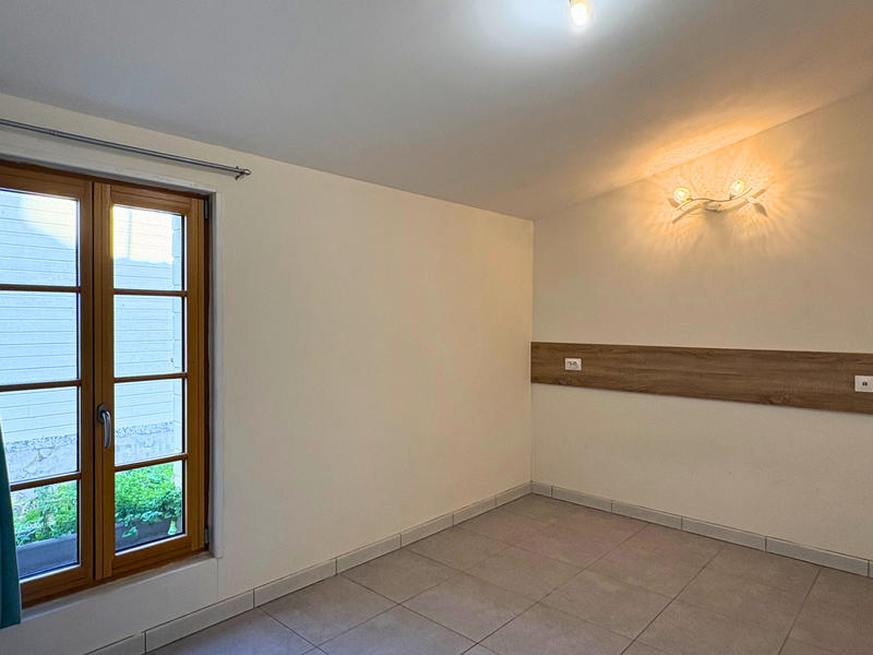 Maison - 90 m² - 3 pièces