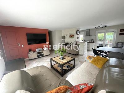 Maison - 195 m² - 5 pièces