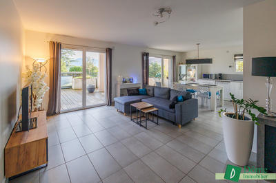 Appartement - 92 m² - 4 pièces