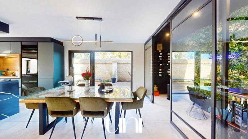 Maison - 162 m² - 5 pièces