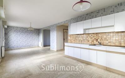 Maison - 102 m² - 6 pièces