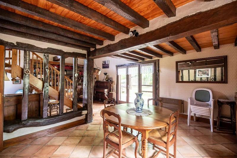 Maison - 180 m² - 6 pièces