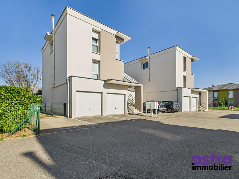 Appartement - 66 m² - 3 pièces